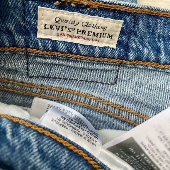 Levi’s Wedgie Straight premium denim jeans - Picture 5 of 12
